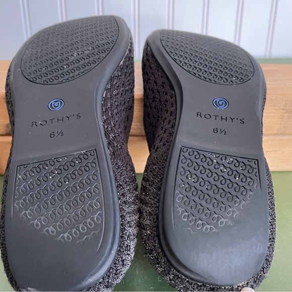 Rothy’s THE CLASSIC FLAT in Solid Black - Picture 9 of 11